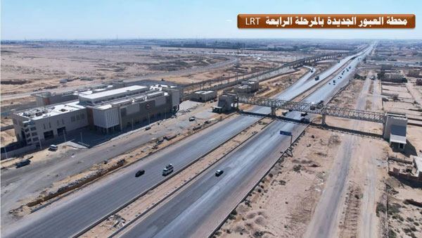 وزير النقل يتفقد محطة عدلي منصور المركزية