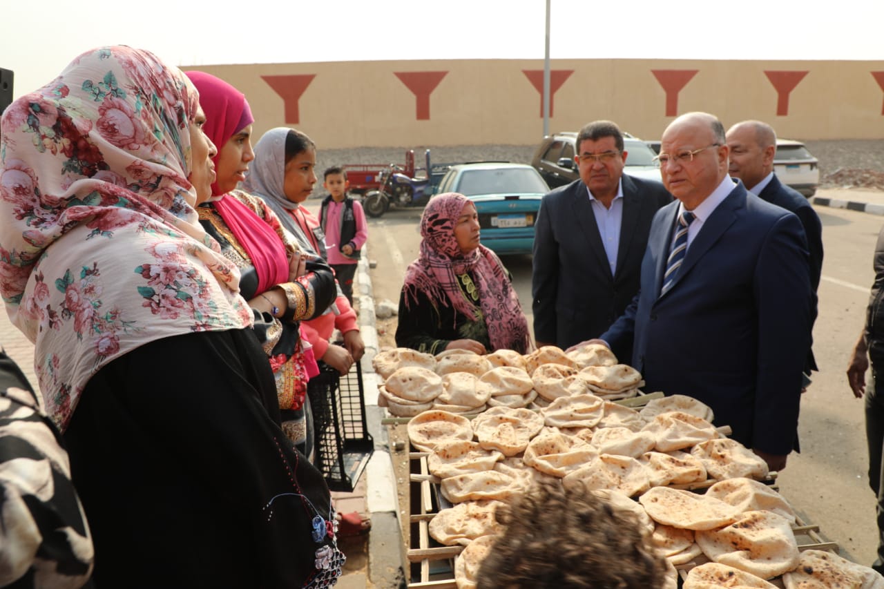 محافظ القاهرة يتفقد مدينة معًا بحي السلام ثان لمتابعة توافر الخدمات