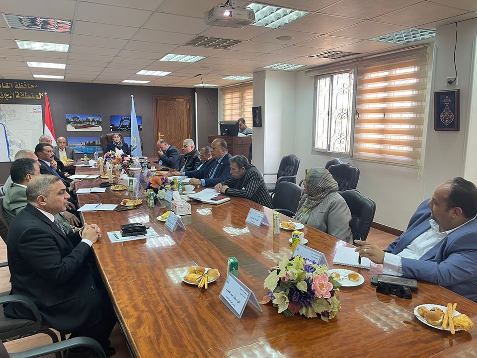 نائب محافظ القاهرة توجه بسرعة إنجاز مصالح المواطنين