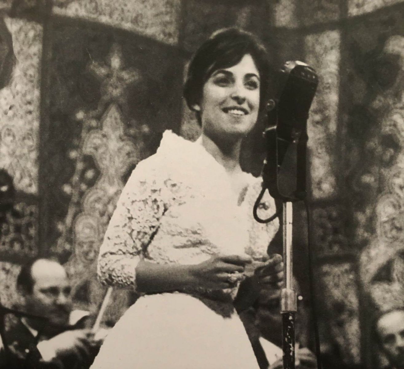 نجاة الصغيرة