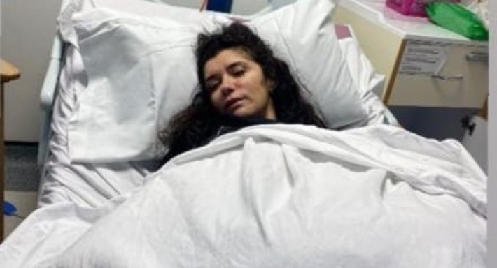 غادة عادل في المستشفى