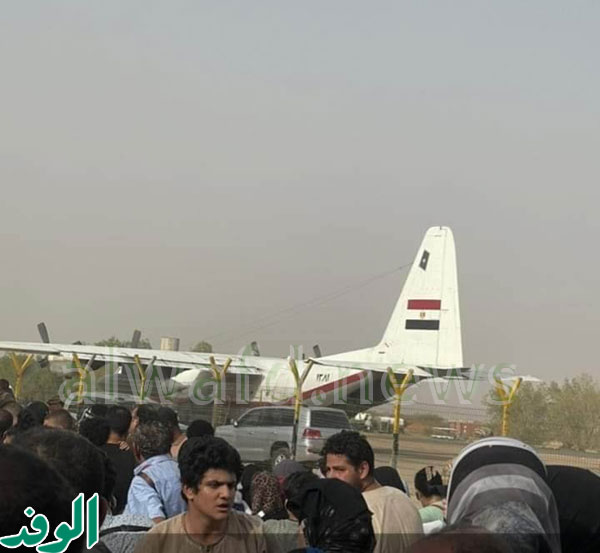 معاناة المصريين في العودة للقاهرة.. تكلفة مرتفعة وآمال مربوطة بأرض  المحروسة