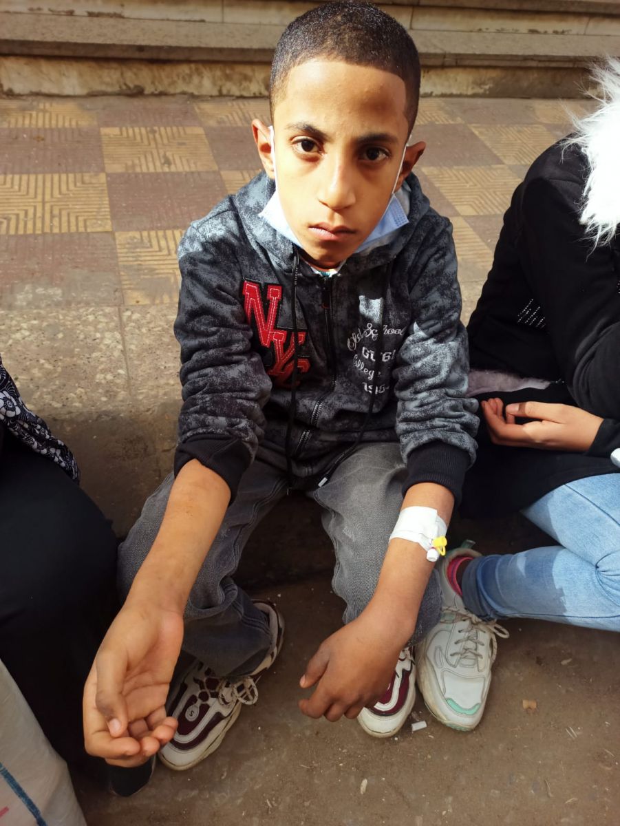 حكايات تُبكي الحجر على رصيف مستشفى أبو الريش للأطفال