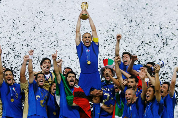 إيطاليا والتتويج بـ كأس العالم 2006