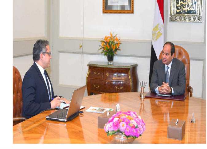 اجتماع السيسي مع وزير الأثار