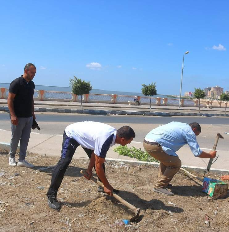 مبادرة "شهيدنا حي"