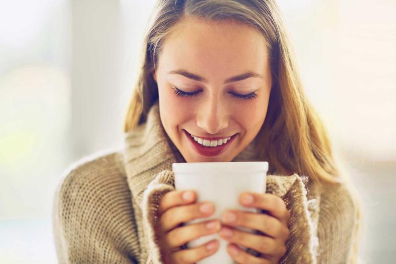 كيف يؤثر شرب 5 فناجين قهوة يومياً بانتظام على الجسم؟.. دراسة تكشف مفاجأة