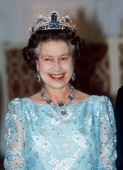 الملكة إليزابيث الثانية 