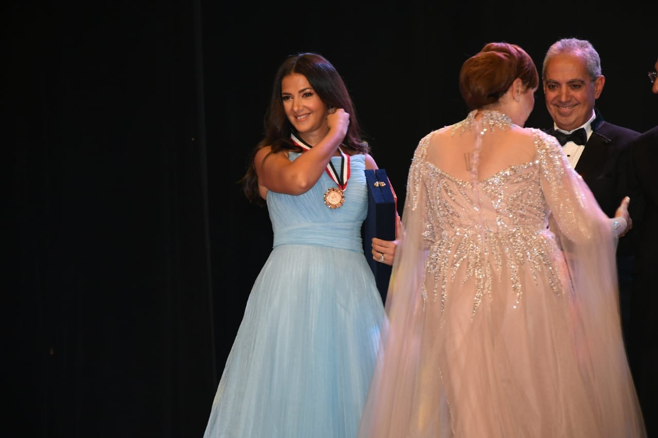 دنيا سمير غانم