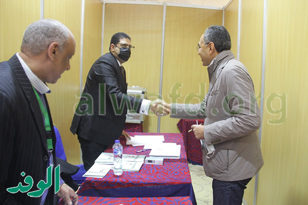 هاني سري الدين يدلي بصوته في انتخابات رئاسة الوفد 2022.. صور