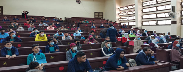 الداخلية: حملات توعية بالمدارس للتوعية بمخاطر تعاطي المخدرات (صور)