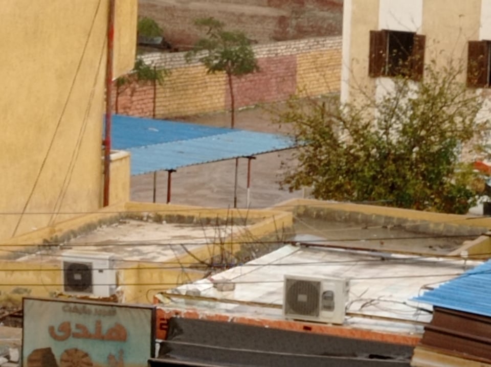 أمطار غزيرة على البحيرة منذ الصباح الباكر