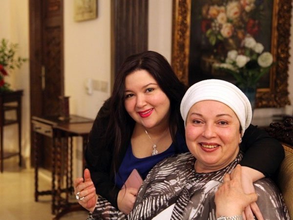 نورا وابنة شقيقتها سارة