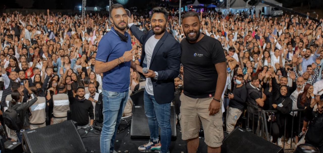 تامر حسني في الحفله