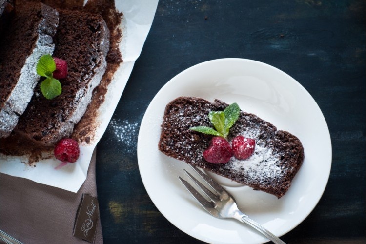 كيكة الشوكولاتة بدقيق اللوز