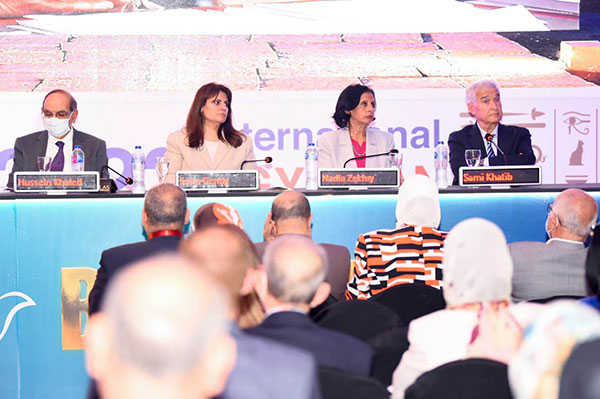 وزيرة الهجرة تفتتح المؤتمر الدولي للأطباء والعلماء المصريين بالخارج والداخل