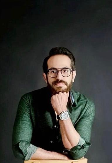 الفنان حسين مصطفى