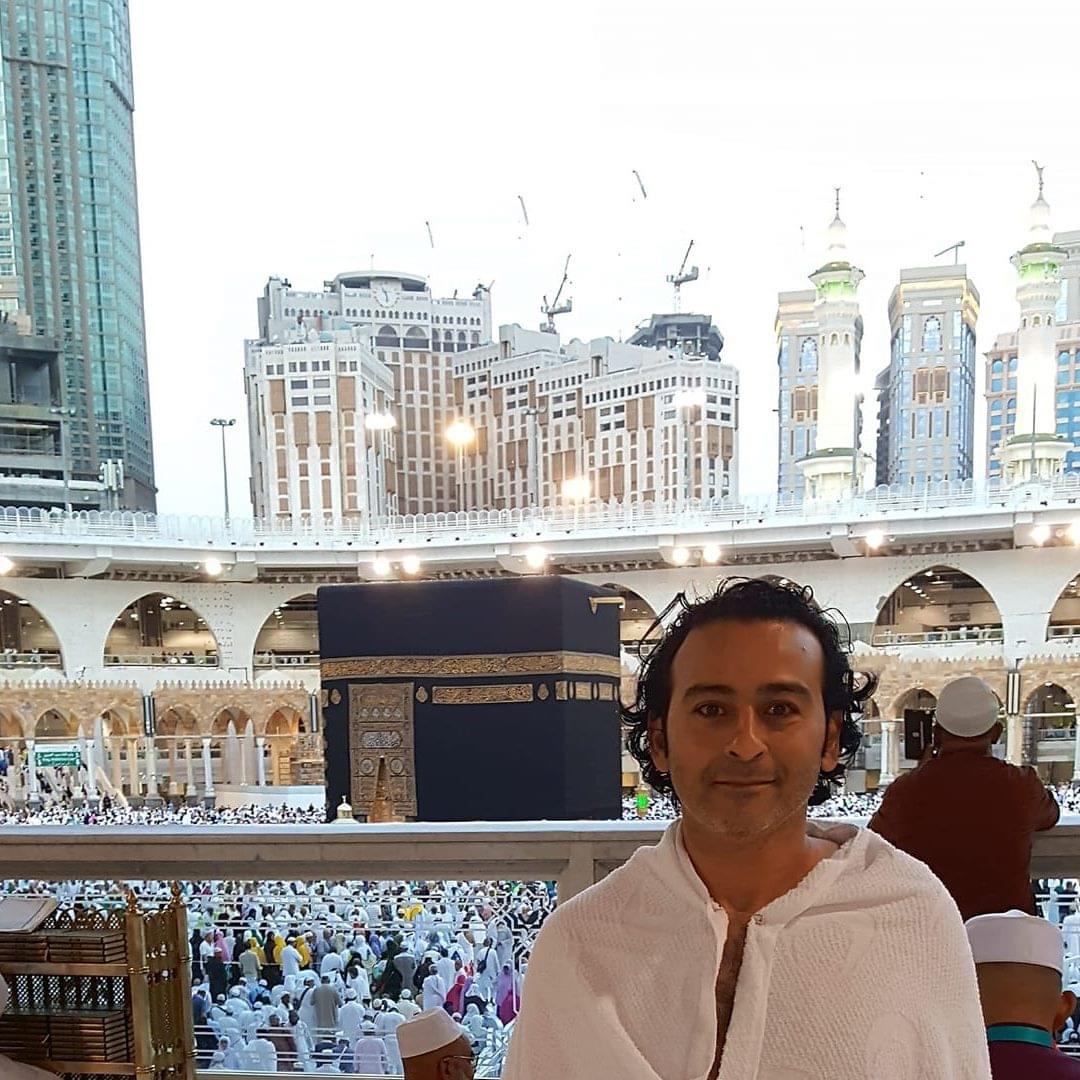 الفنان أحمد عزمي 