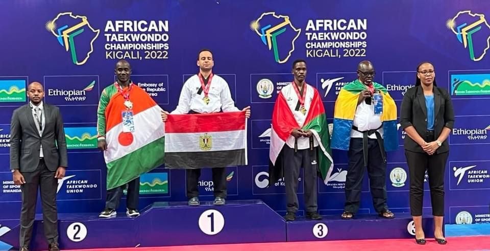 منتخب مصر الأول للبومزا