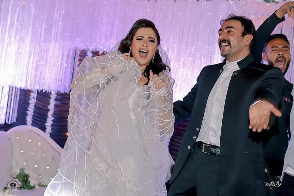 ياسمين عبدالعزيز وأحمد العوضي 