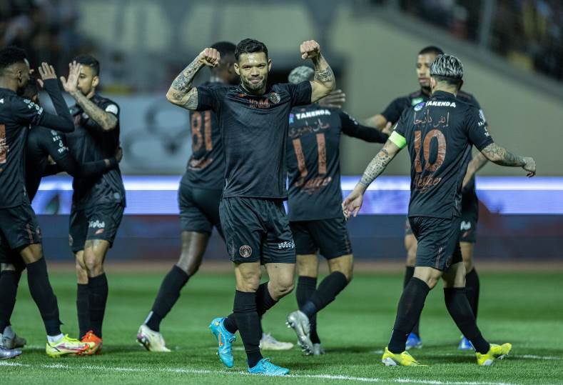 فريق الشباب