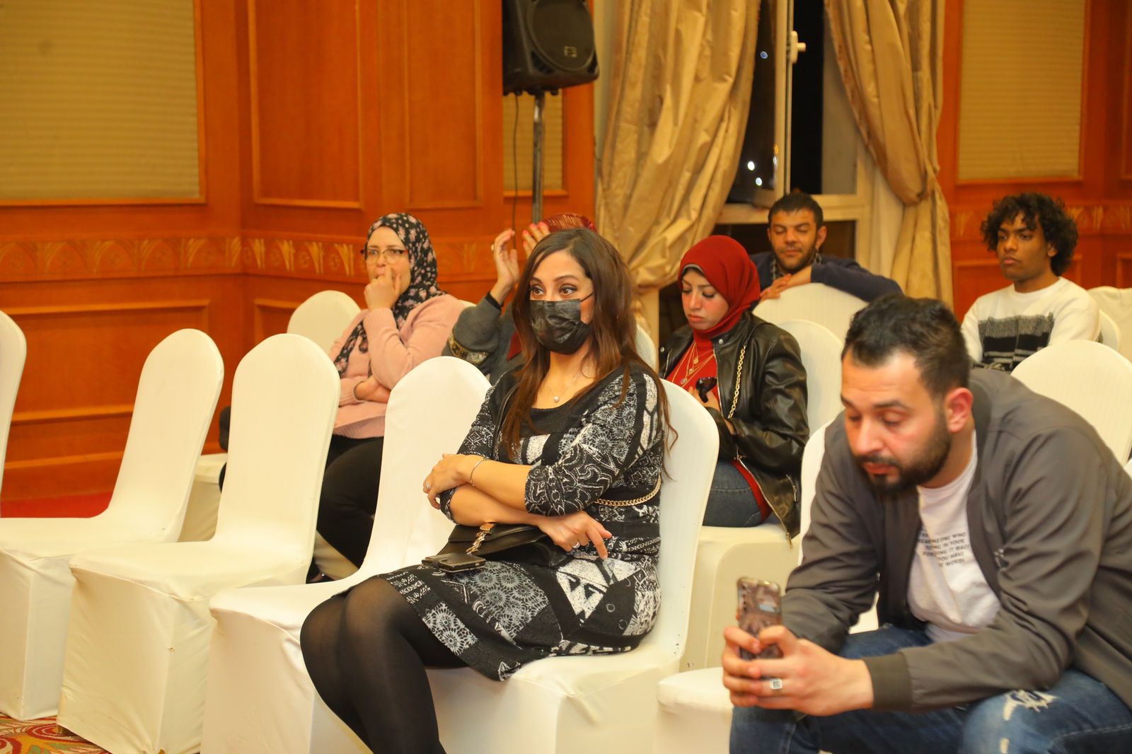 ندوة تكريم المخرجة إنعام محمد علي