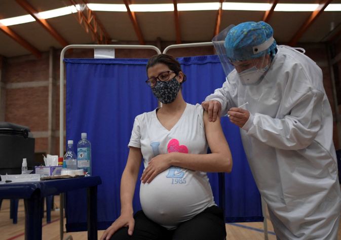 لقاح فيروس كورونا للمرأة الحامل 