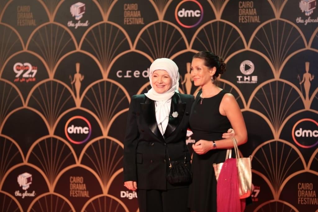 مشيرة إسماعيل وابنتها