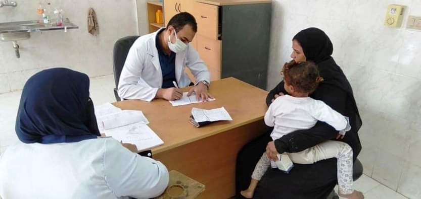 الكشف الطبي على 1155 مواطن بقافلة حباة كريمة