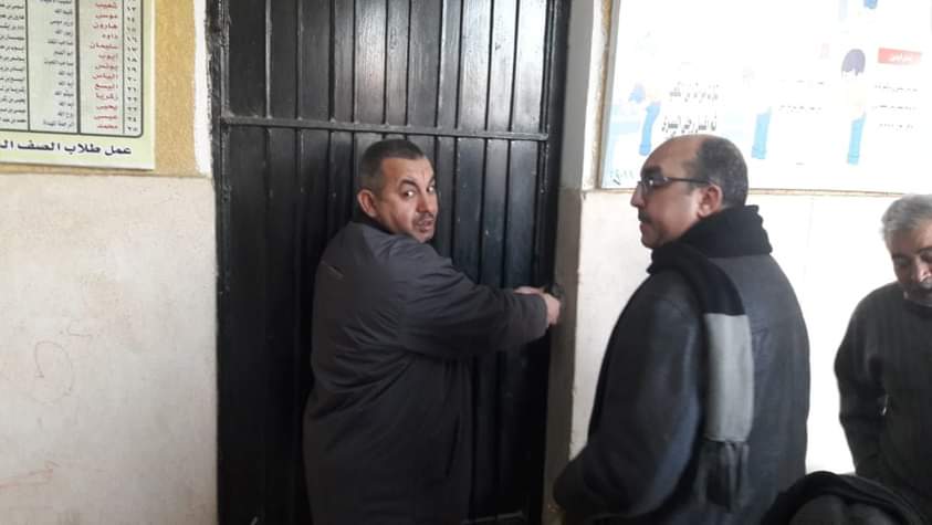 وكيل إدارة المنشاه التعليمية يتفقد مركز توزيع