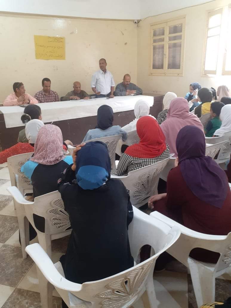 ندوة توعية بمركز شباب سلامون بطما