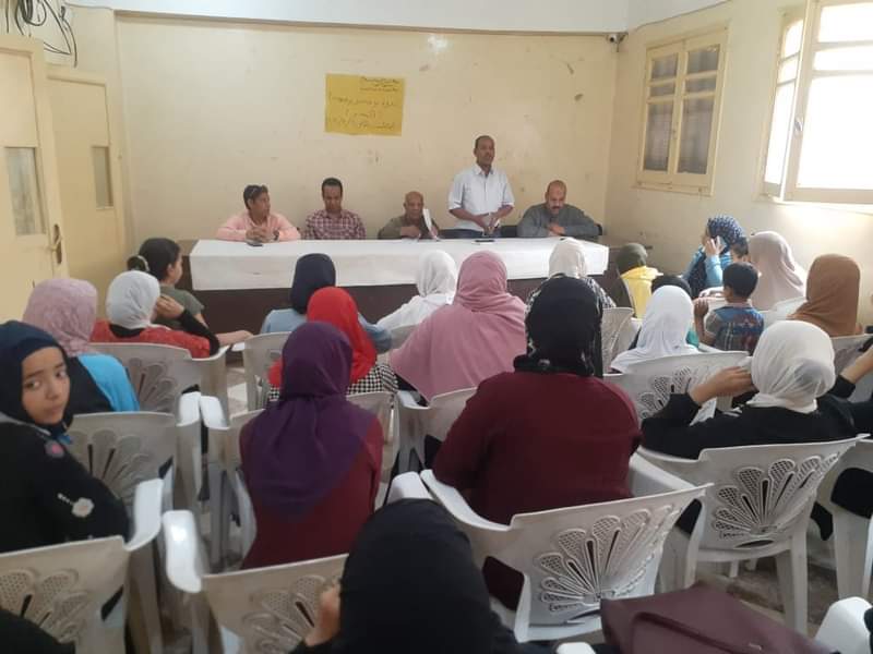 ندوة توعية بمركز شباب سلامون بطما