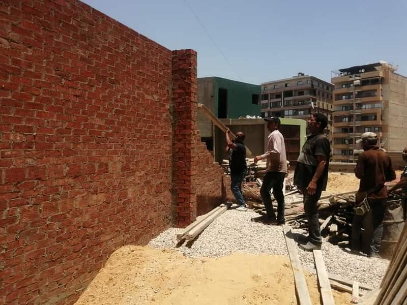 إزالة فورية للدور السادس علوى بعقار