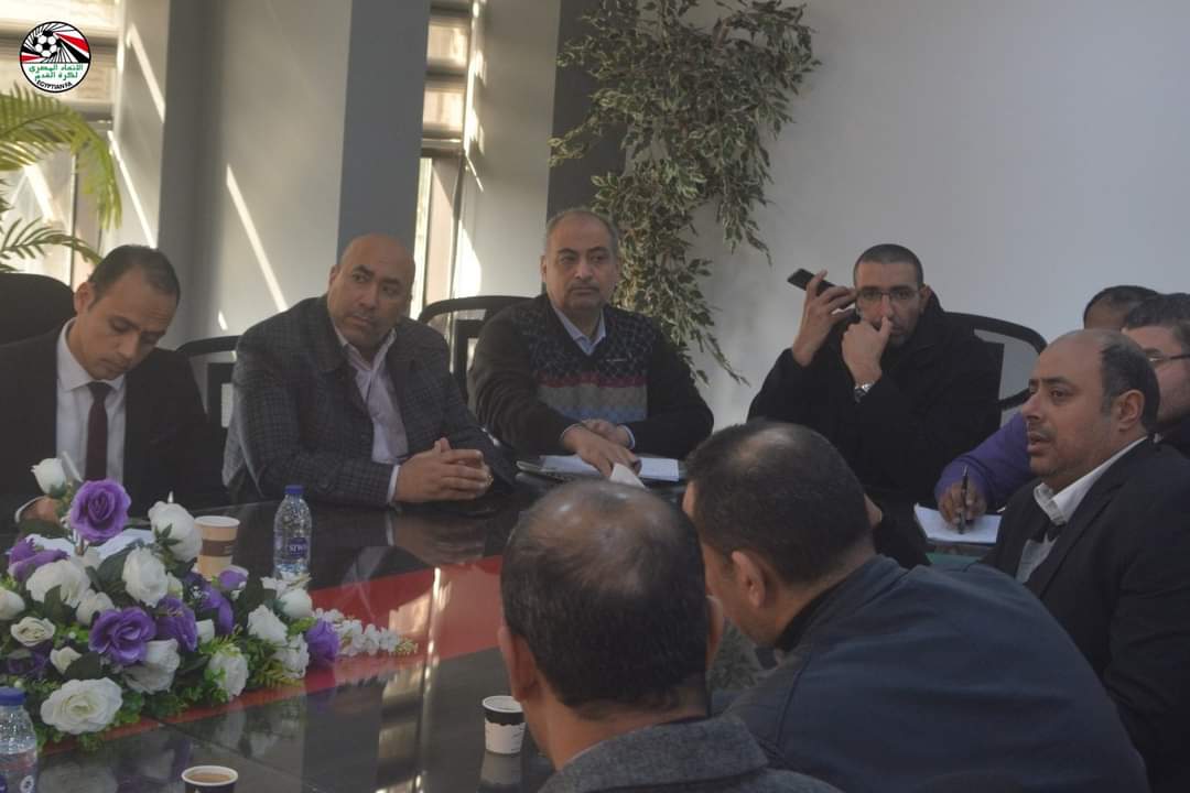 جانب من اجتماع اللجنة المنظمة لأمم إفريقيا للشباب 