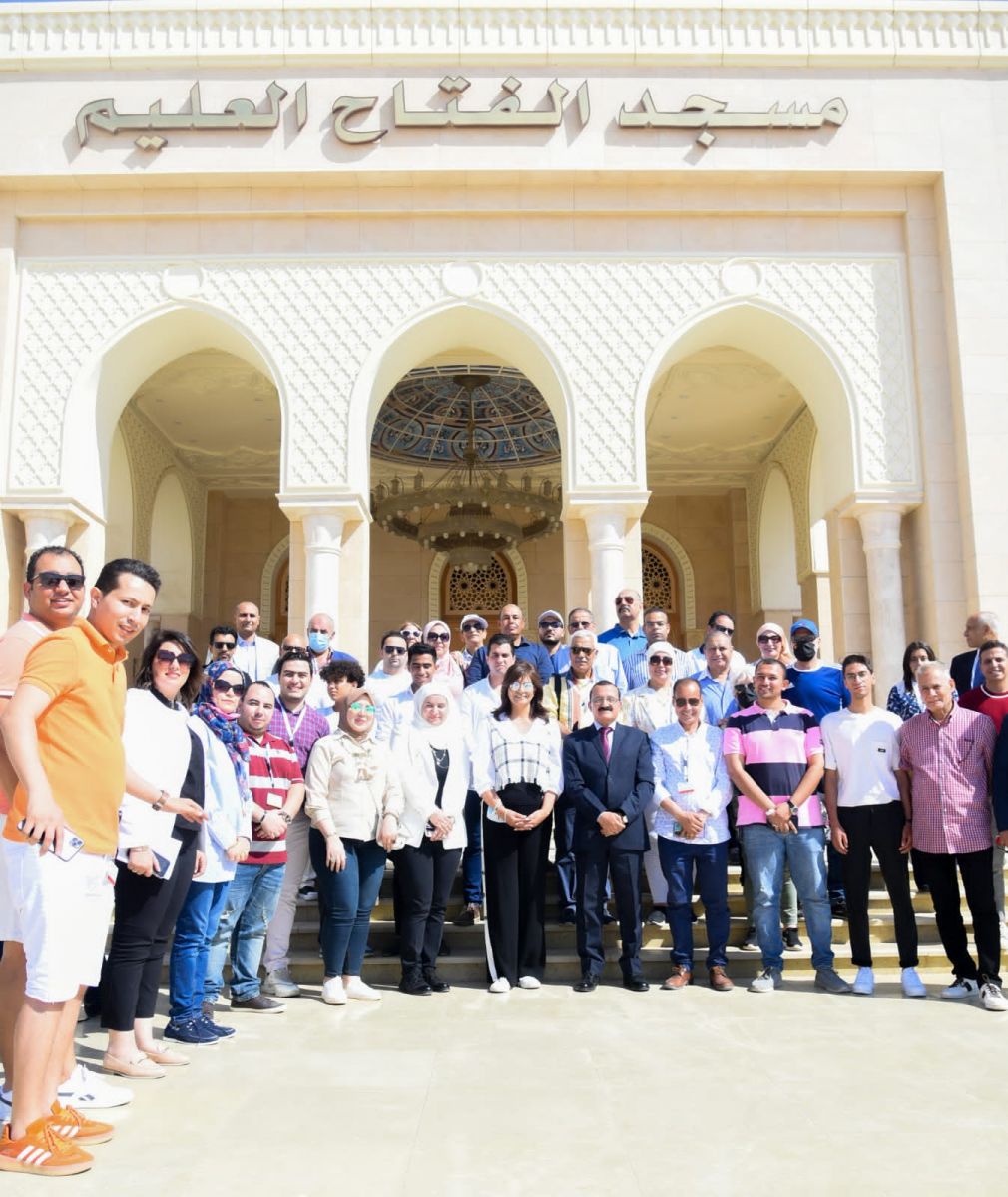 زيارة وفد الجاليات المصرية إلى مسجد الفتاح العليم بالعاصمة الإدارية