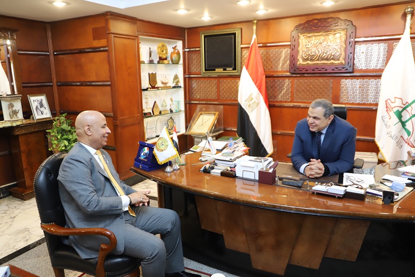 لقاء نائب الاتحاد العام للمصريين بالسعودية ووزير القوى العاملة