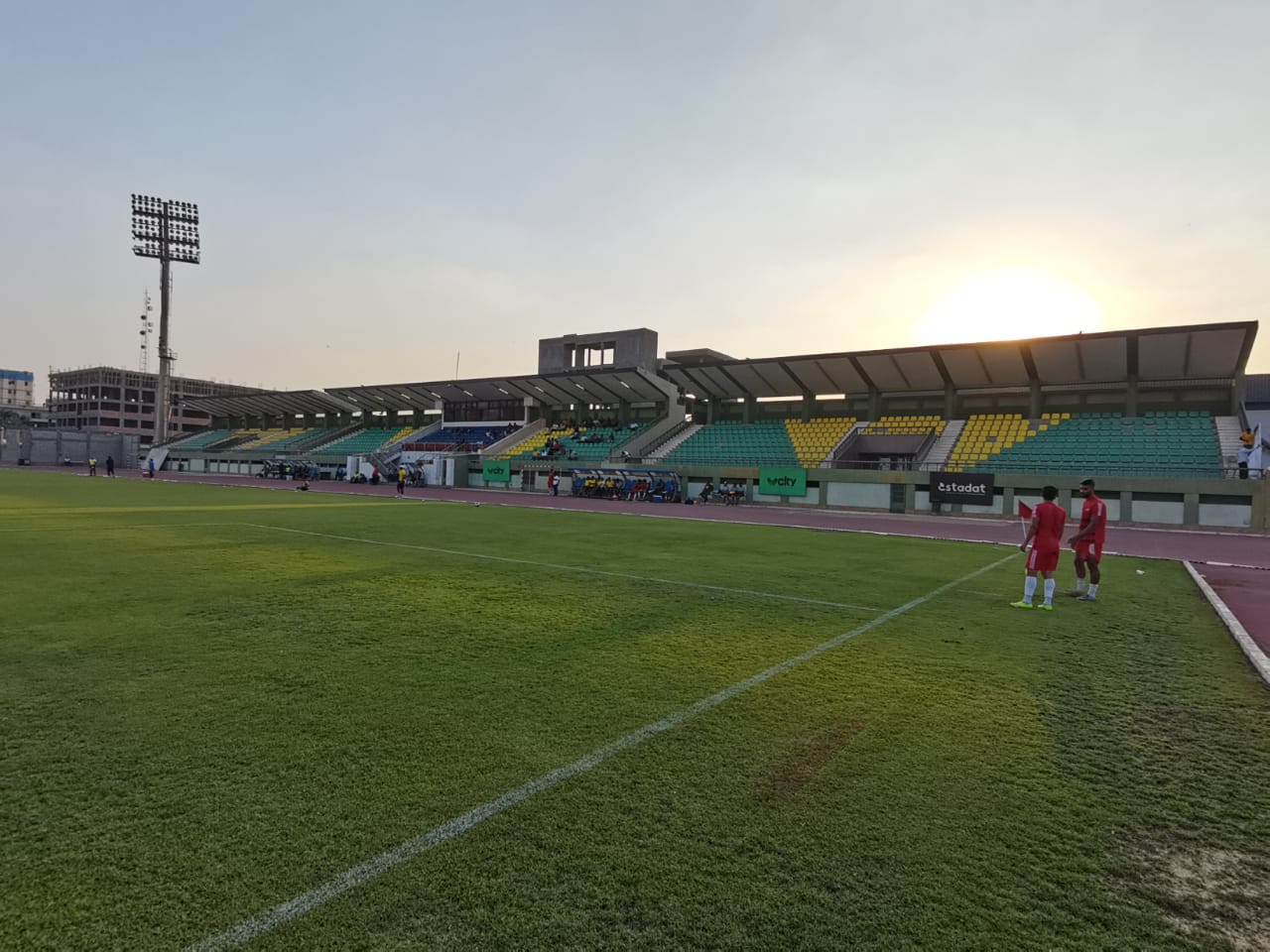 تطوير الملاعب