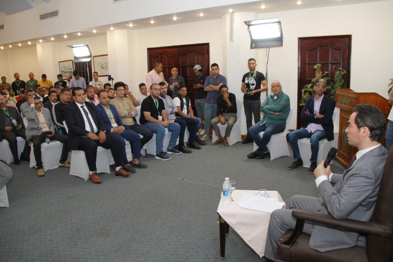 أحمد المسلماني في معسكر شباب الوفد
