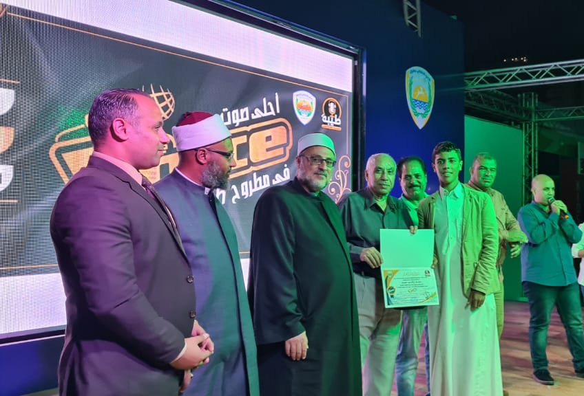 المشاركين ولجنة التحكيم 