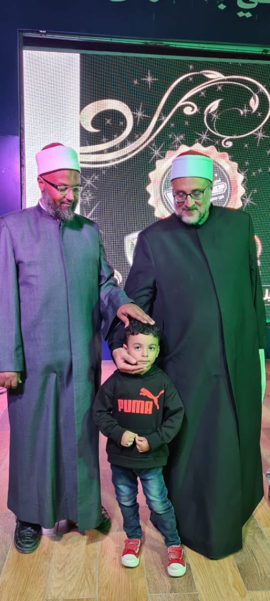 المشاركين ولجنة التحكيم 