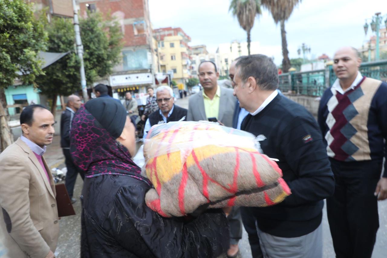 محافظ المنوفية يتفقد تجمعات مياه الأمطار