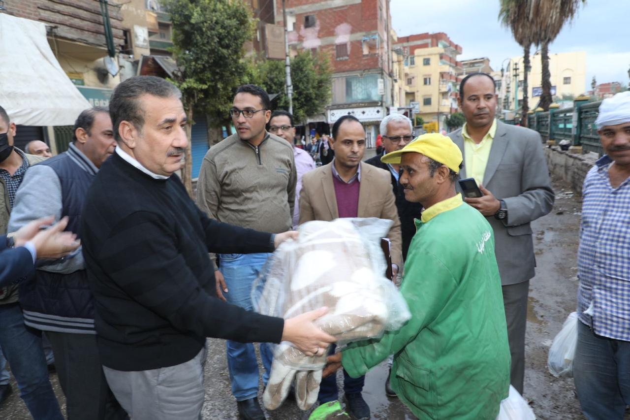 محافظ المنوفية يتفقد تجمعات مياه الأمطار