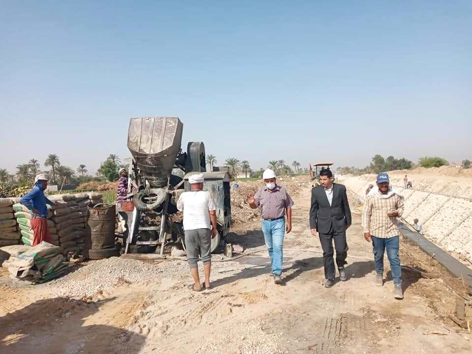 الإنتهاء من تبطين 47 ترعة بطول 207 كم واستمرار العمل بباقي المشروعات بسوهاج