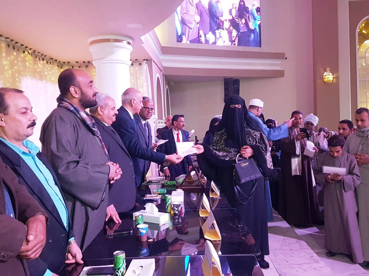 سوهاج كريم 400 من المتحررين من الأمية بقرى بمركز البلينا