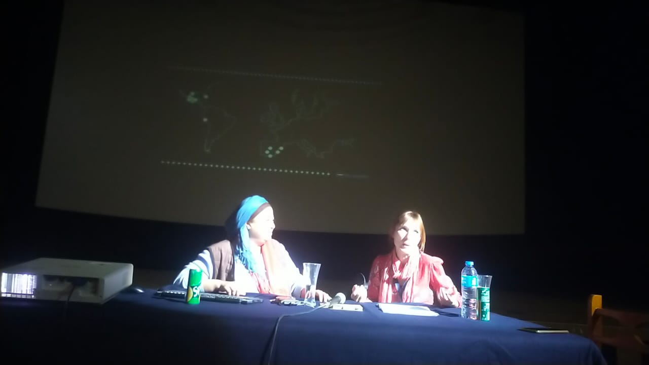 المخرجة الإسيانية إيدونيكا فى ندوة فى المايكرو تياترو بثقافة الأقصر " صور "