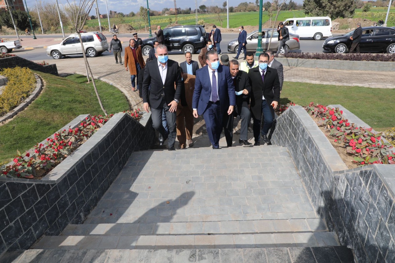 تفقد الأعمال الإنشائية 