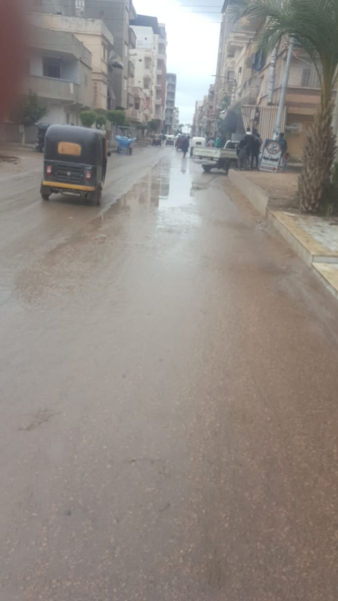 عواصف ترابية وأمطار غزيرة تضرب محافظة دمياط