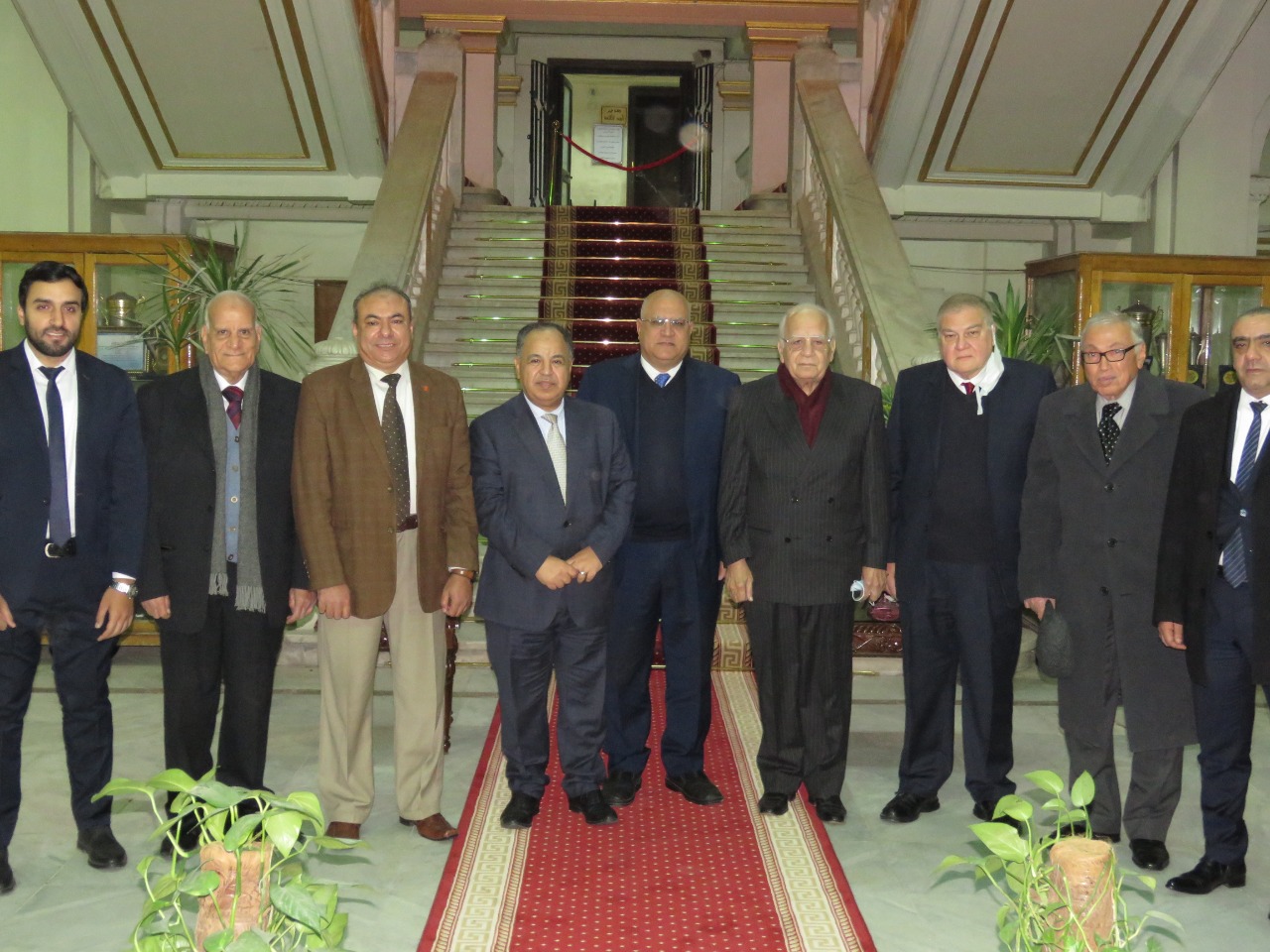 تكريم الدكتور محمد معيط وزير المالية في كلية تجارة القاهرة 