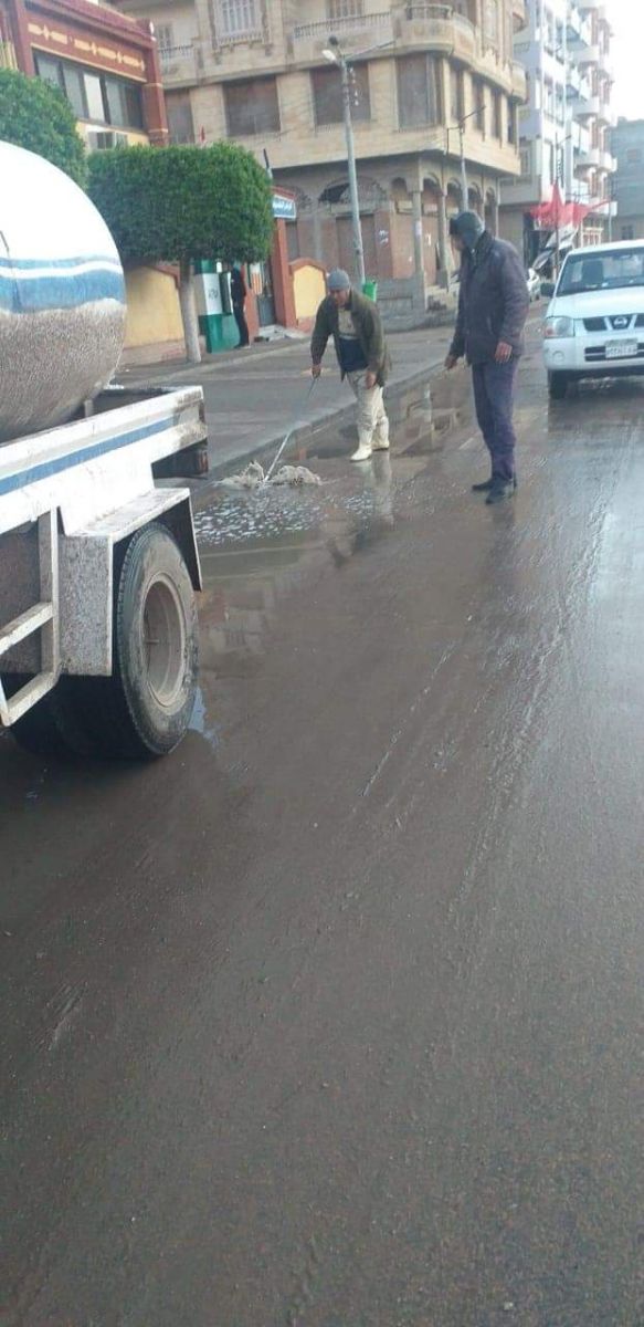 "محافظ دمياط" يكلف الأجهزه التنفيذية بالتعامل مع موجة الطقس السئ وهطول الأمطار