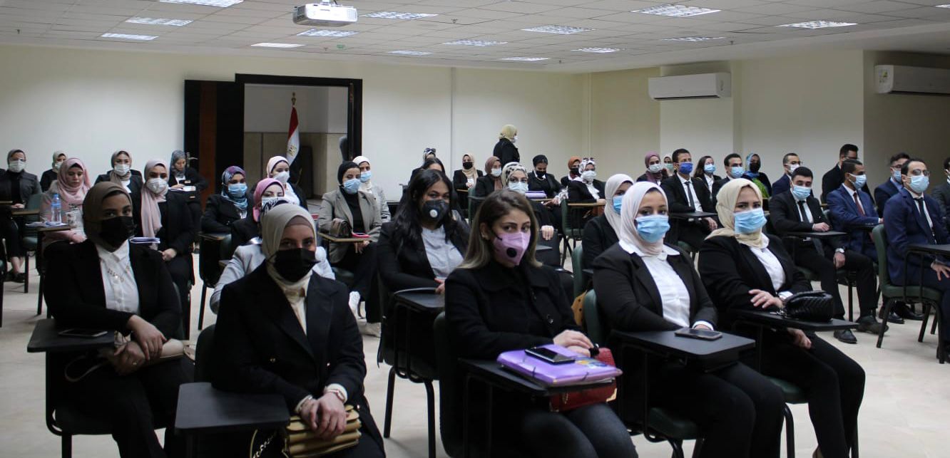 صور .. بدء المقابلات الشخصية للمتقدمين لوظيفة معاون نيابة إدارية